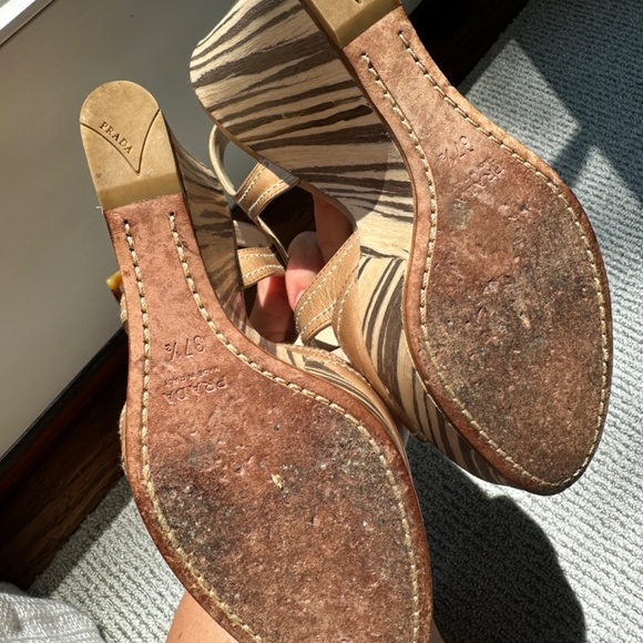 Prada sandals spectaculars like new ! - Picture 5 of 6